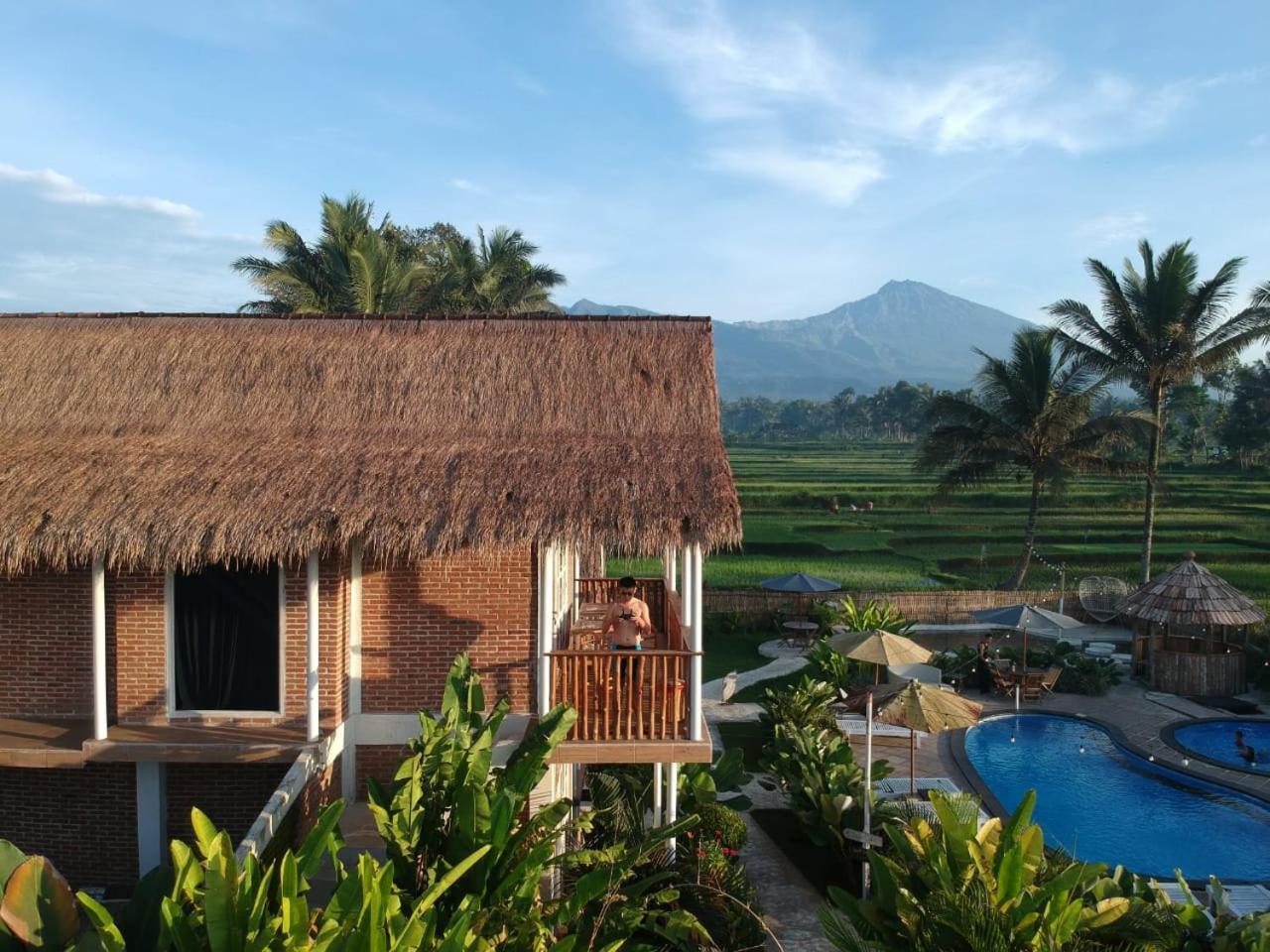 Tetebatu Flush Harmony Hotell Rum bild