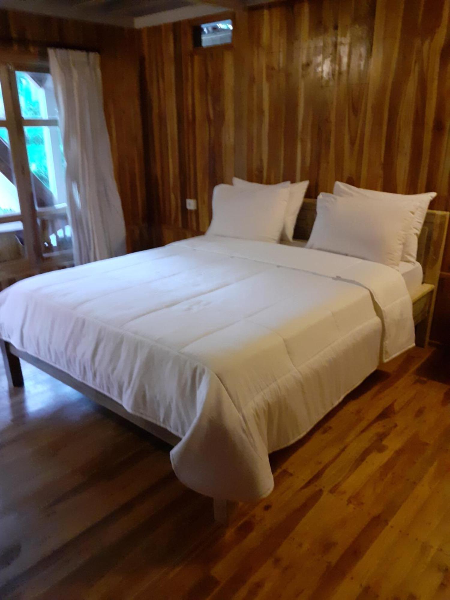 Tetebatu Flush Harmony Hotell Rum bild